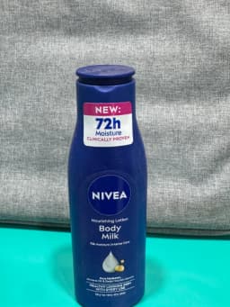 Nivea Nourishing Lotion Body Milk (72h Moisture) - 75 ml
