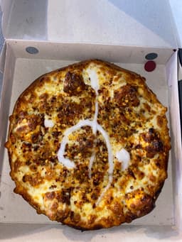 Tandoori Paneer Pizza