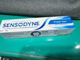 Sensodyne Fresh Gel Toothpaste - 75 g